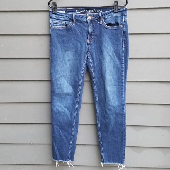 Calvin Klein Jeans Frayed bottoms size 8 - Picture 1 of 8